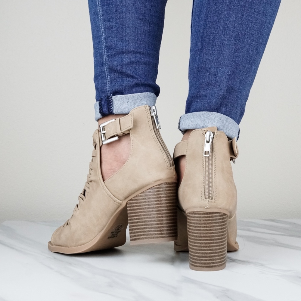 Chelsea Caged Bootie - Picture 5 of 8